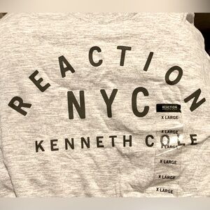 NWT - Mens Kenneth Cole Reaction TShirt Heather Gray Size XL.Ret $29.50 Sale $20